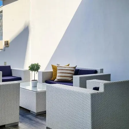 شقة Phaedrus Living: Seafront Luxury Flat Pallini Court 113 بروتاراس