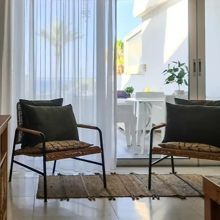 Phaedrus Living: Seafront Luxury Flat Pallini Court 113 Protaras